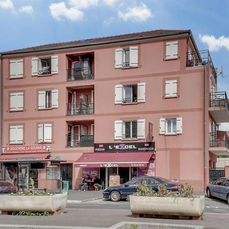 Chic Apart With Parking Near Paris Обервилье Экстерьер фото